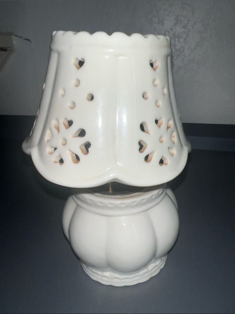 White Ceramic candle Lamp  - Unbranded